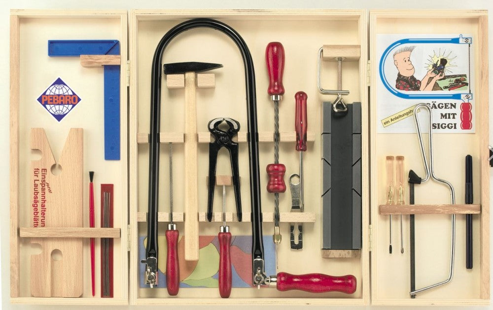 Laubsäge-Set im Holzschrank "Unser Klassiker mit Stahlwerkzeugen"